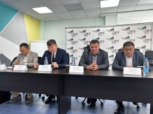 Поручено обеспечить строительство дебаркадеров для речного транспорта на протяжении реки Лена