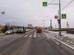 В Якутске пьяный водитель на КамАЗе сбил 10-летнюю девочку