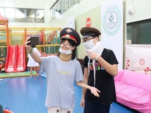 Сотрудники МВД Якутии провели социально-патриотическую акцию для детей, находящихся на длительном лечении в Национальном центре медицины