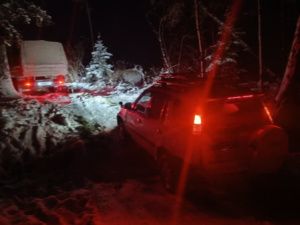 В Якутии супруги сбились с пути в тайге и застряли в снегу в 40-градусный мороз