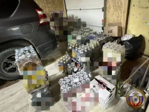 Более 1200 литров нелегального алкоголя изъято полицией в Якутске