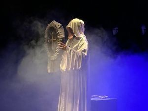 Якутский Театр юного зрителя открыл юбилейный 35-й театральный сезон в Кыргызстане