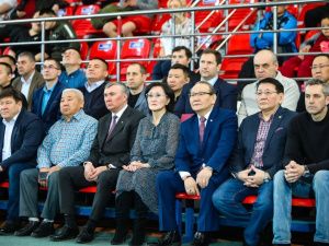 В Якутске проходит VI открытый республиканский турнир МВД по борьбе хапсагай