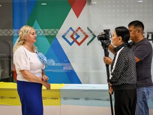 В Якутске прошел мастер-класс «Букет для мамы» в честь Дня матери в республике