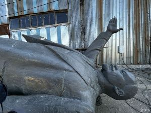 Фото и видео: мастера приступили к завершающему этапу реставрации памятника Ленину в Якутске