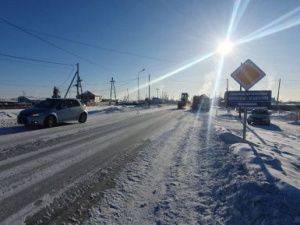 Девочка попала под колеса автомобиля