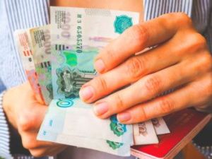 В Якутске риэлтор присвоила миллион рублей