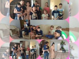 В Якутии молодожены попросили гостей свадьбы подарить им игрушки, чтобы сделать доброе дело