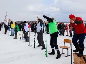 Соревнования по зимней рыбалке и туристический слет сотрудников УФСИН состоялись в п.Мохсоголлох 