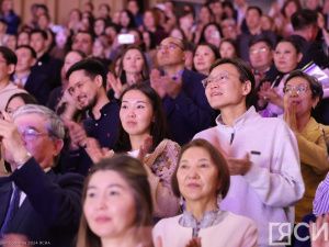 С оглушительным успехом состоялась премьера оперы-олонхо «Ньургун Боотур» в Астане