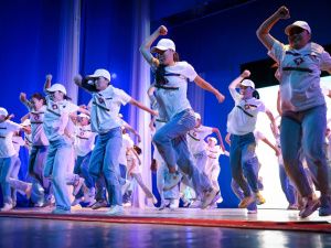 Айсен Николаев поздравил с 391-летием со дня основания города Якутска