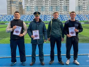 Спортивный азарт и командный дух: спартакиада МЧС объединила легкоатлетов и силачей