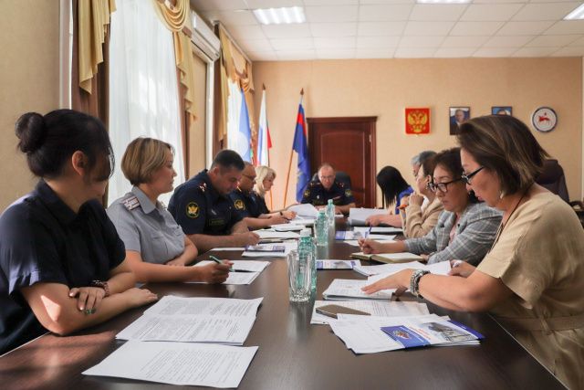 В УФСИН состоялось рабочее совещание с членами правительства, руководителями и специалистами ведомств