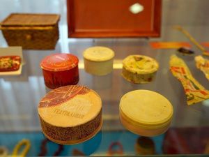 Выставка «Винтаж» приглашает посетителей