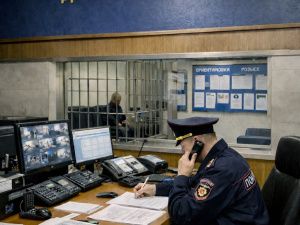 В Олекминске полицейские предотвратили хищение 470 тысяч рублей у пенсионерки