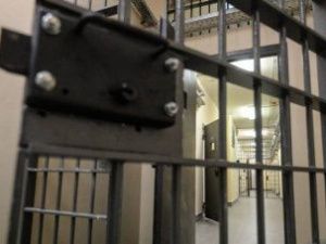 Мужчина, сообщивший о бомбе в аэропорту Якутска, получил пять лет колонии