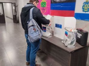 В Якутии завершилось голосование по вхождению ДНР, ЛНР, Запорожской и Херсонской областей в состав РФ