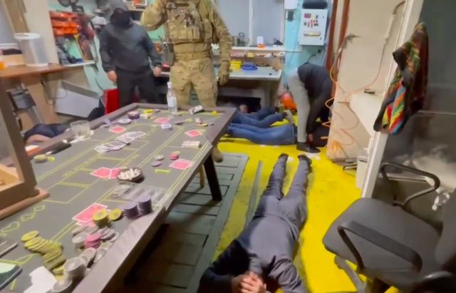 В Якутии группа лиц организовала проведение азартных игр