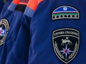 В Якутии рыбаки попали в беду