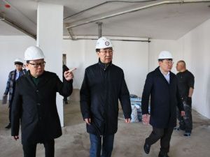 Айсен Николаев проверил готовность помещений для регионального филиала Госфонда «Защитники Отечества»