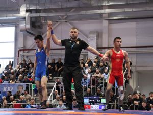 Первый день чемпионата Якутии по вольной борьбе преподнес ряд сенсаций