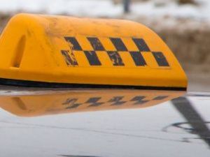 В Якутске пассажиры напали на таксиста