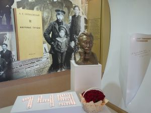 В Якутии почтили память Алексея Кулаковского