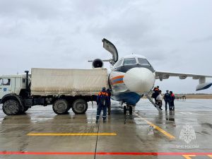 Хабаровские спасатели прибыли на помощь Якутии