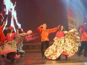 «Гулун» собрал друзей