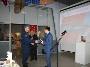 Министерство финансов Якутии передало экспонаты СВО в музейный фонд