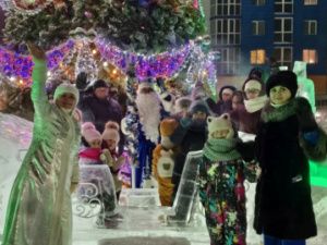 В АО «АК «ЖДЯ» зажгли главный символ Нового года