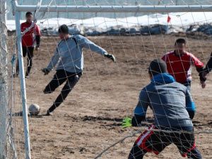 На базе исправительной колонии № 6 состоялся турнир по зимнему футболу среди осужденных