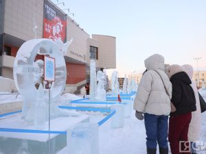 Искусство из снега и льда: зимние скульпторы соревнуются в Якутске за звание лучшего