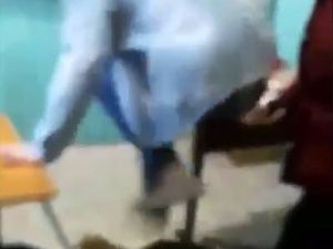 Жестокое избиение в якутской школе попало на видео