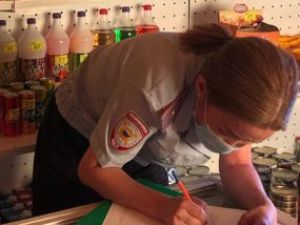 55-летняя предпринимательница из-под полы продавала алкоголь