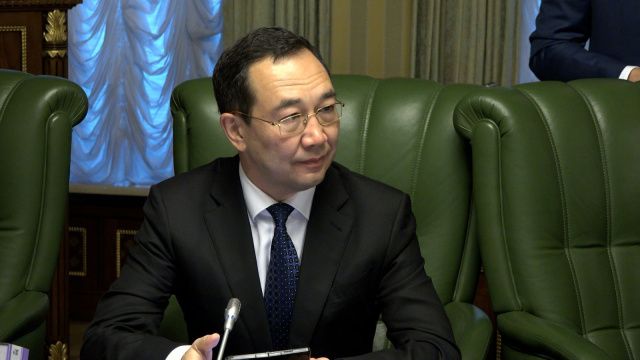 Глава Якутии принял участие в обсуждении развития социальной сферы в ДФО под руководством Юрия Трутнева