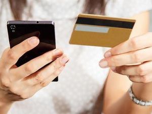 Лжесотрудники банка похитили у студентки из Нерюнгри 250 тысяч рублей