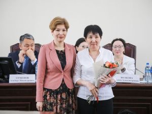 Профессия добрых дел: В Якутске поздравили социальных работников