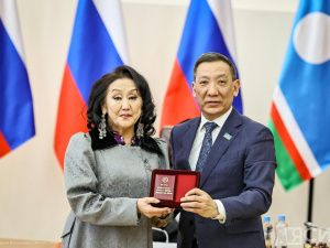 Работникам культуры Якутии вручили государственные награды