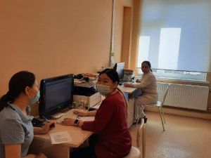 В медицинских учреждениях Якутии проходят курсы для молодых мам