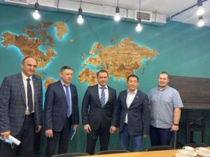 Дмитрий Бердников презентовал проект строительства Ленского моста научным институтам