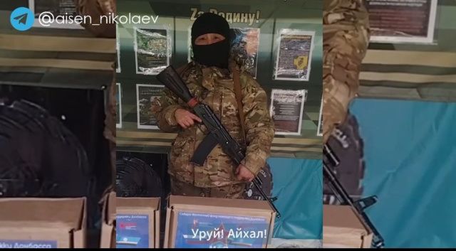 Бойцы из Якутии продолжают получать подарки ко Дню Победы