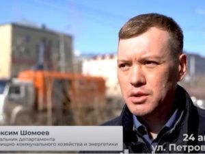 В Якутске в круглосуточном режиме продолжаются работы по пропуску талых вод