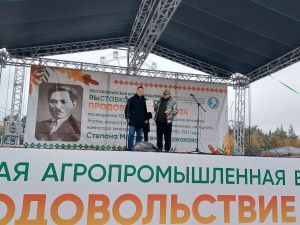 Более 80 сельхозпроизводителей Якутии представлены на ярмарке «Продовольствие-2024»