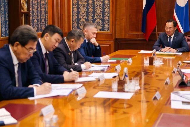 Глава Якутии поручил подготовить план мероприятий Года семьи в республике