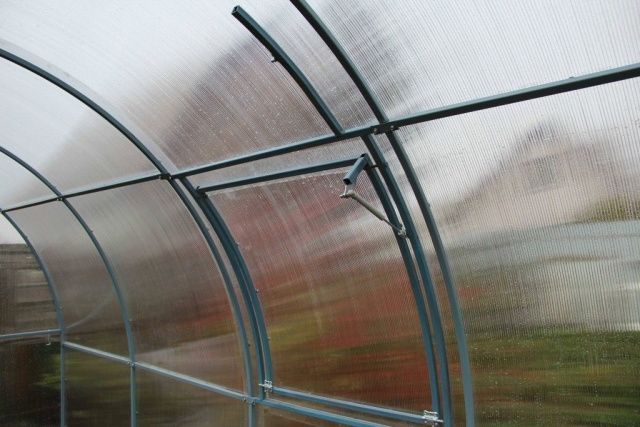 В Чурапчинском улусе идет апробация нового проекта по обеспечению населения “Смарт-теплицами»