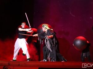 В Якутске представили совместный спектакль Театра Олонхо и Октемской школы имени П. И. Шадрина