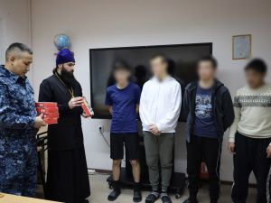 Несовершеннолетние, подозреваемые и обвиняемые в совершении преступлений, принимают участие в новогодних мероприятиях