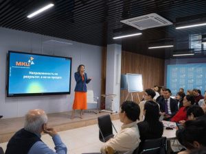 Вопросы разработки новых механизмов трудоустройства молодежи обсудили в Якутске