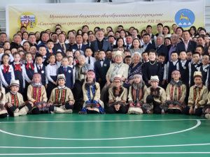 В Эвено-Бытантайском районе открылась новая школа на 220 мест